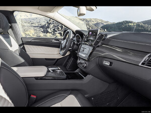 2016 Mercedes-Benz GLE 450 AMG Coupe 4MATIC  - Interior - Picture # 24