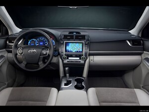 2012 Toyota Camry Hybrid Caricos Com