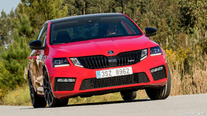 Škoda Octavia RS 245 | 2018MY