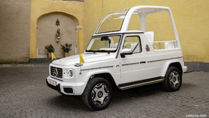 2024 Mercedes-Benz Popemobile