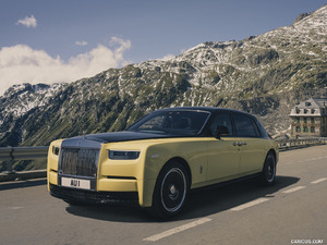 2024 Rolls-Royce Phantom Goldfinger