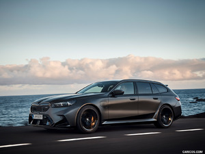 2025 BMW M5 Touring