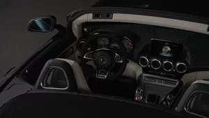 Design: 2018 Mercedes-AMG GT C Roadster in Studio