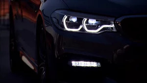 Exterior: 2017 BMW 5-Series