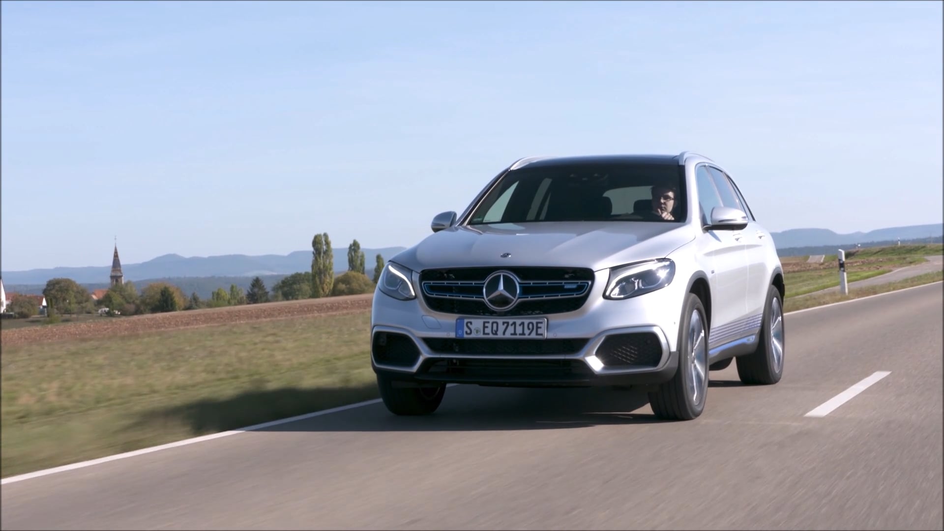 Overview: 2019 Mercedes-Benz GLC F-Cell