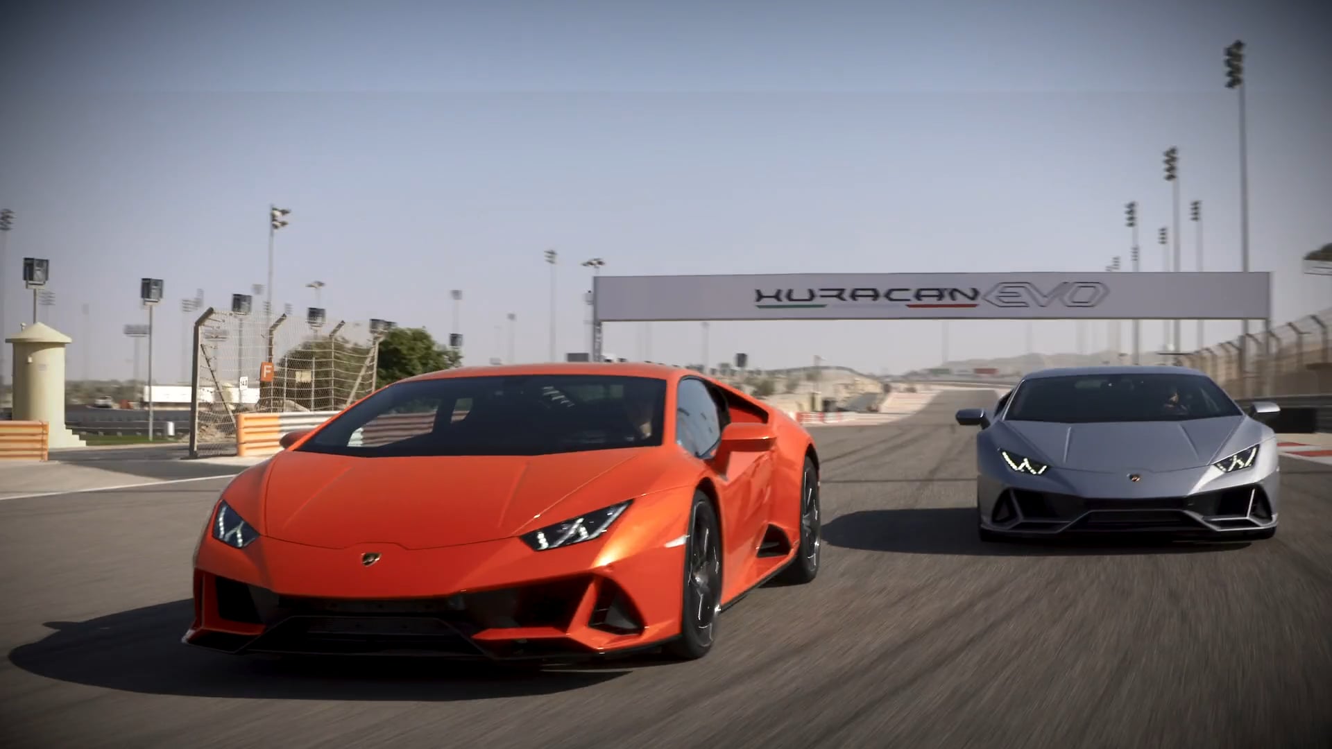 Trailer: Lamborghini Huracán EVO
