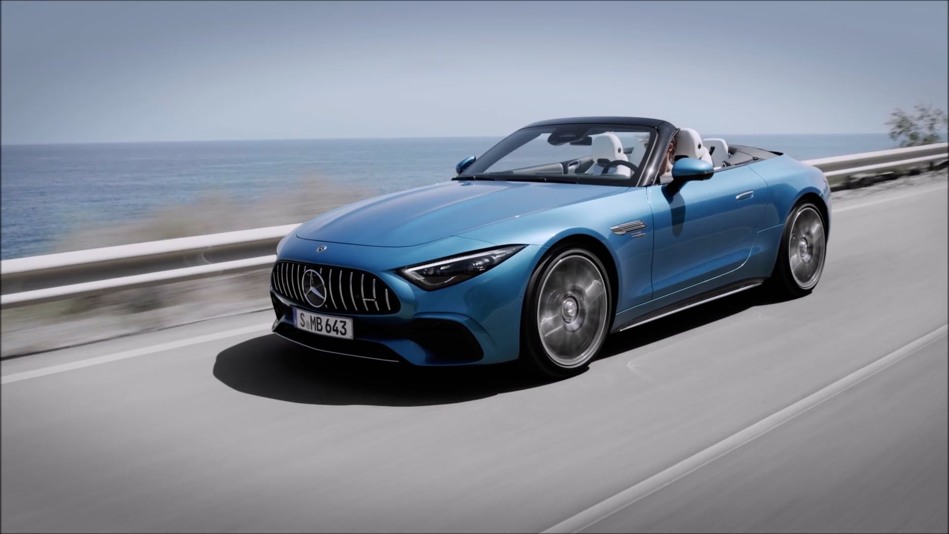 Overview: 2023 Mercedes-AMG SL 43